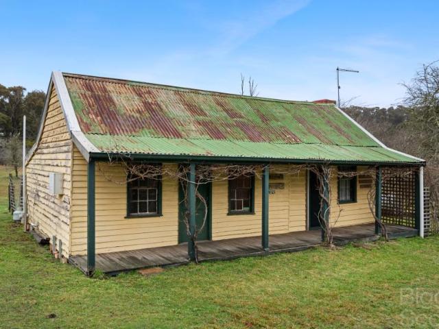 House for sale in Eganstown, Victoria