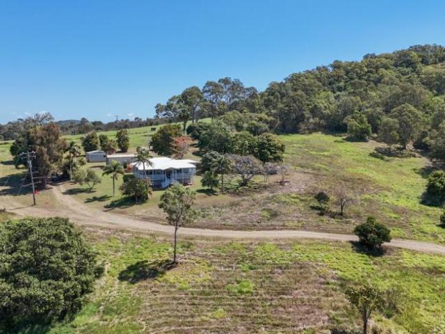 House for sale in Farnborough, Queensland