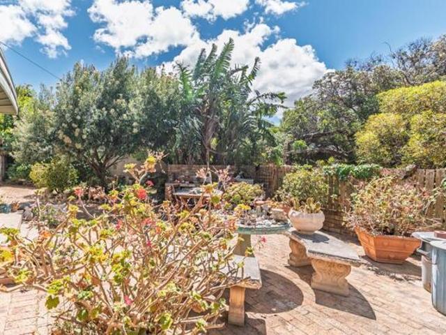 House for sale in Fish Hoek, Western Cape