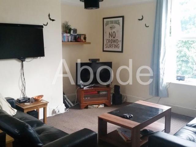House for rent in Hyde Park, West Yorkshire