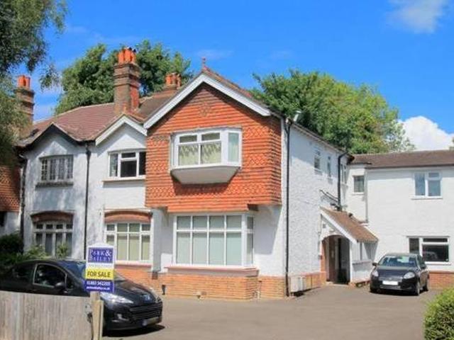House for rent in Surrey