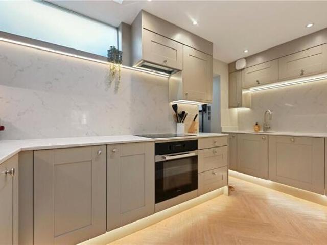 House for rent in Cat Hill
