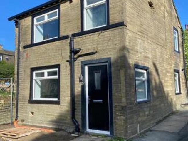 House for rent in Queensbury, West Yorkshire