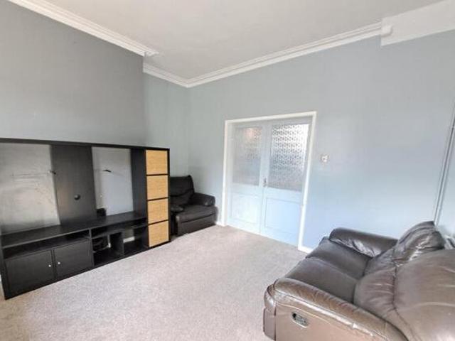 House for rent in Ashton-under-Lyne, Tameside