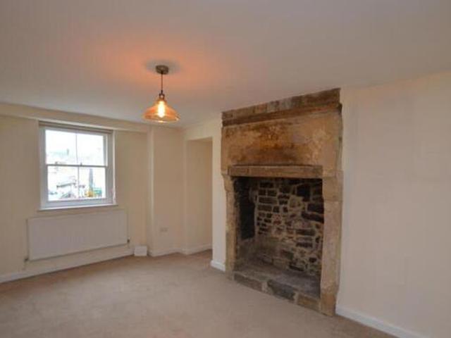 House for rent in Froggatt, East Midlands