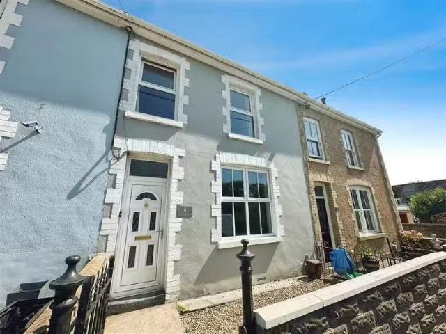 House for rent in Brynmenyn, Wales