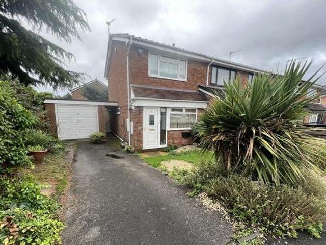 House for rent in Lyons, Greater London