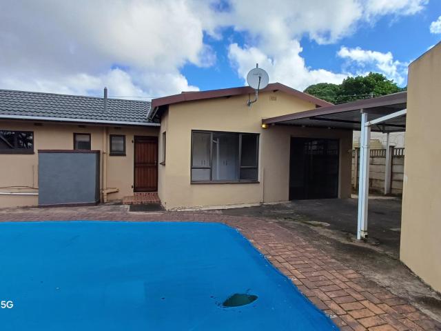 House for rent in Chatsworth, Kwazulu-natal
