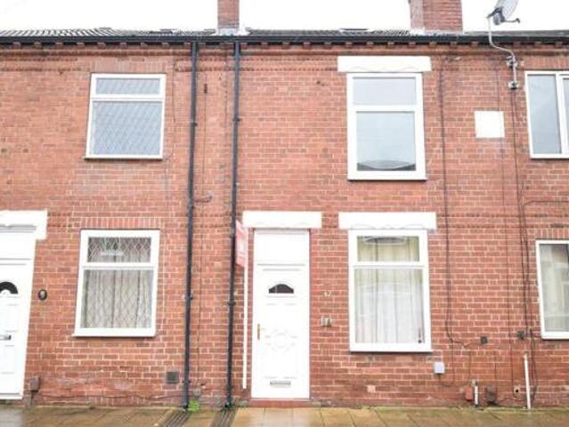 House for rent in Cutsyke, Castleford