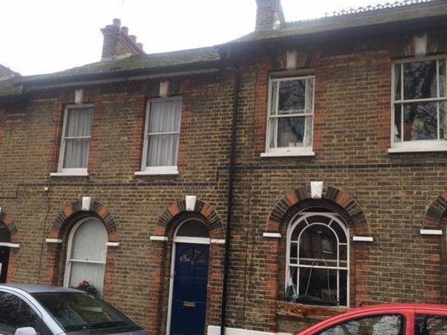 House for rent in Lyons, Greater London