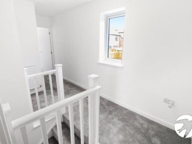 House for rent in Ebbsfleet, Monks Orchard