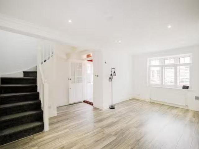 House for rent in Gants Hill, Greater London