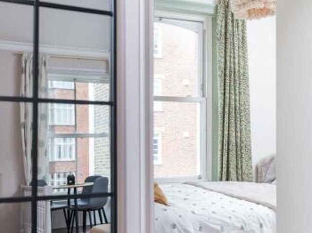 House for rent in Kensal Town, Bayswater