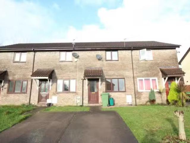 House for rent in Efail Isaf, Wales