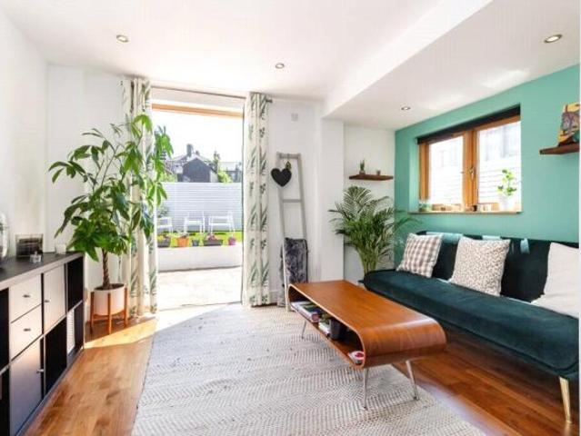 House for rent in Cat Hill