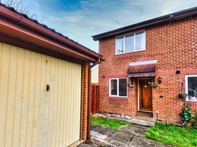 House for rent in Surrey