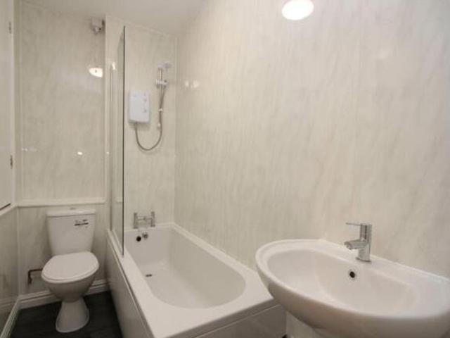 House for rent in Lyons, Greater London