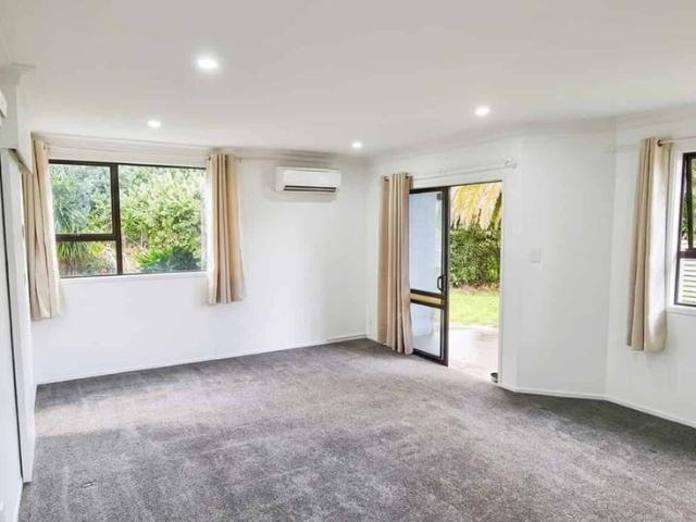 House for rent in Manurewa, Oroua County