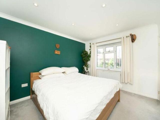 House for rent in London Borough of Richmond upon Thames, Greater London