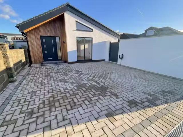 House for rent in Peacehaven, Iford