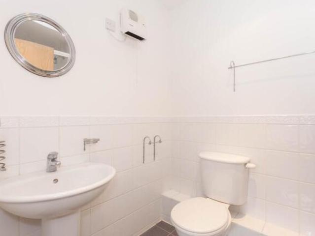 House for rent in Osney, The Slade