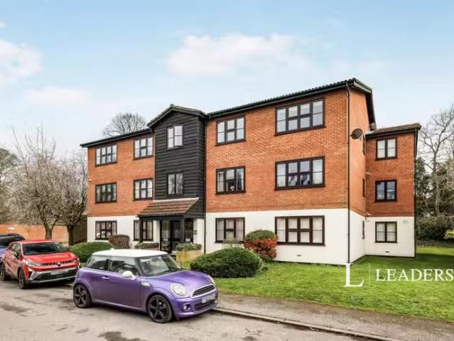 House for rent in Blackhills, Surrey