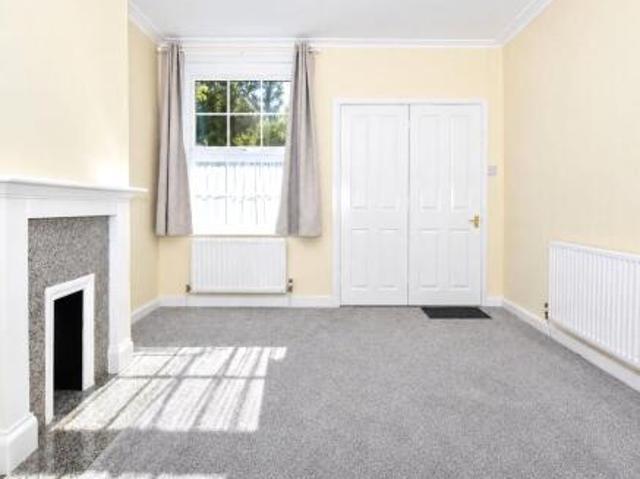 House for rent in Cat Hill, England