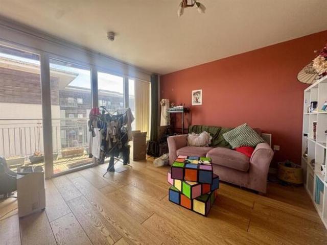House for rent in Cardiff Bay, Falcon Lodge