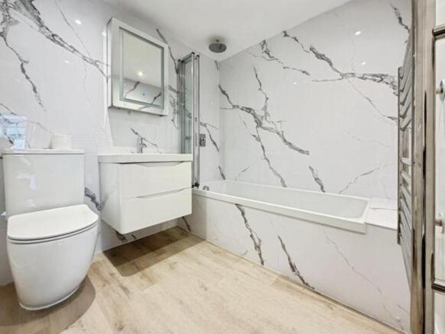 House for rent in Brentford End, Greater London