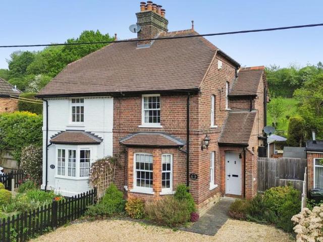 House for sale in Little Kingshill, Buckinghamshire
