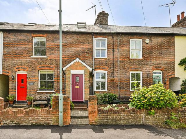 House for sale in Five Acres, Hertfordshire