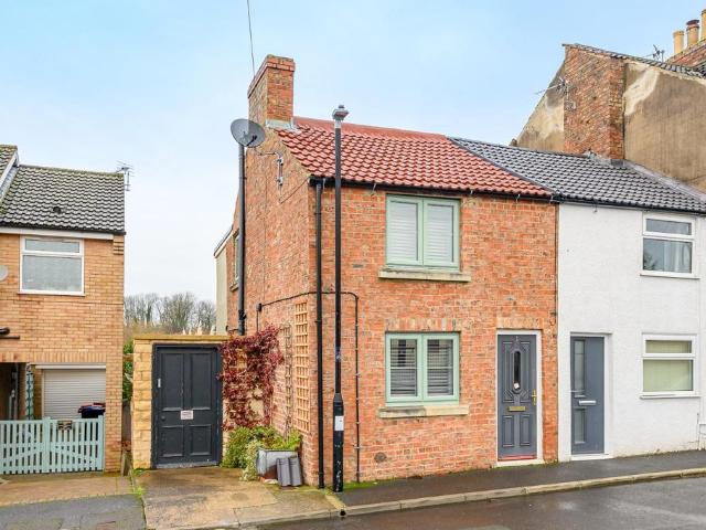 House for sale in Norton-on-derwent, North Yorkshire
