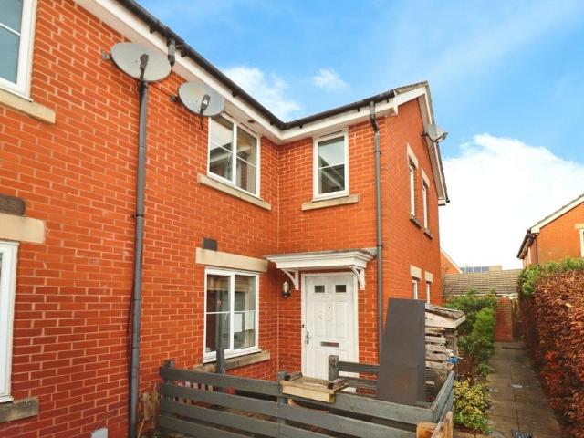 House for sale in Feckenham, City Of Bristol