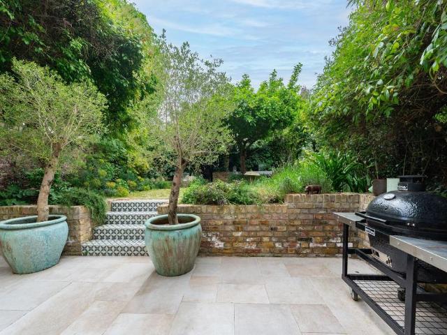House for sale in Stockwell, Greater London