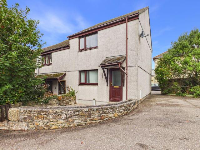 House for sale in Hayle, Cornwall