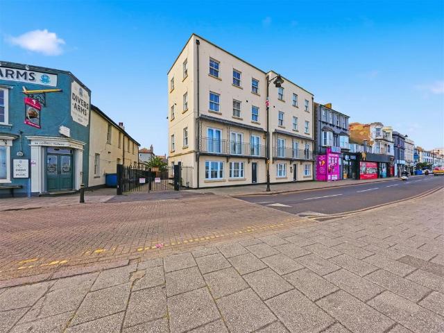 House for sale in Oxenden, The Bridge