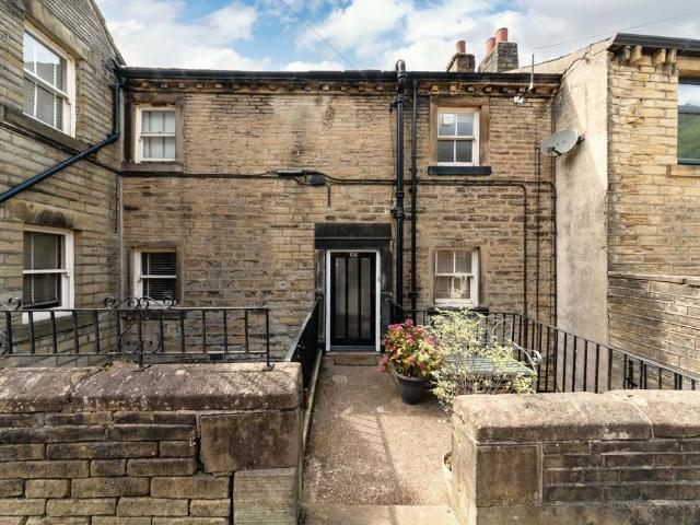House for sale in Holme Valley, Holmfirth