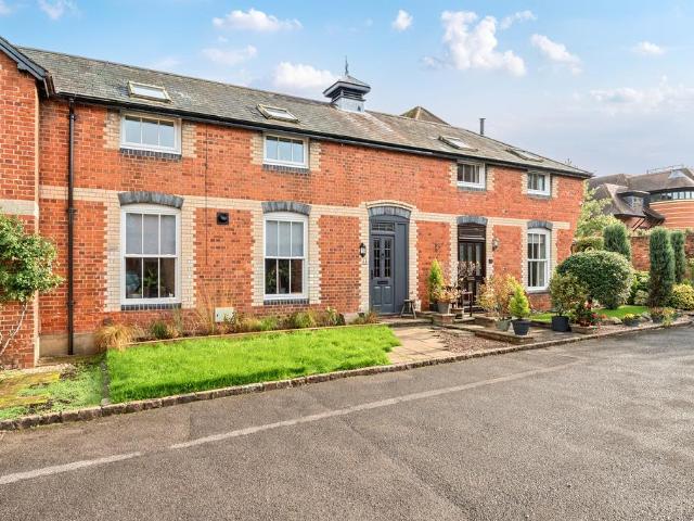 House for sale in Henley-on-Thames, Berrick Salome