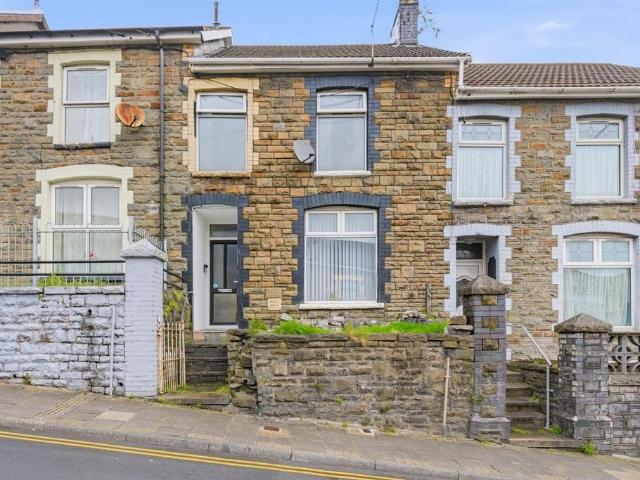 House for sale in Tonypandy, Penygraig