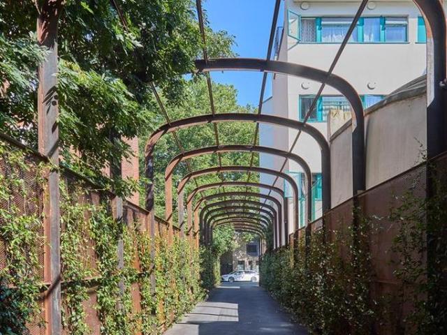 House for sale in Chalk Farm, Greater London