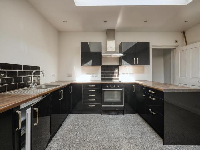 House for sale in East Cliff, Acol