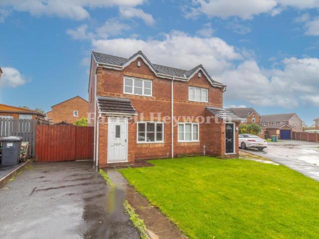 House for sale in Lea, Higher Bartle