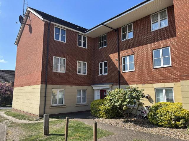 Flat for sale in Chadwell Heath, Isle Of Man