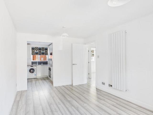 Flat for sale in King's Walden, Hertfordshire