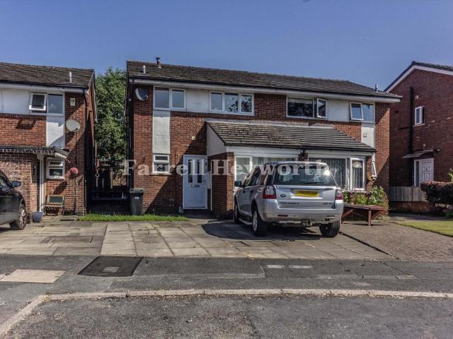 House for sale in Daisy Hill, Lee Bank