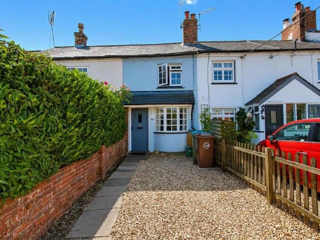 House for sale in Aston Clinton, Buckinghamshire