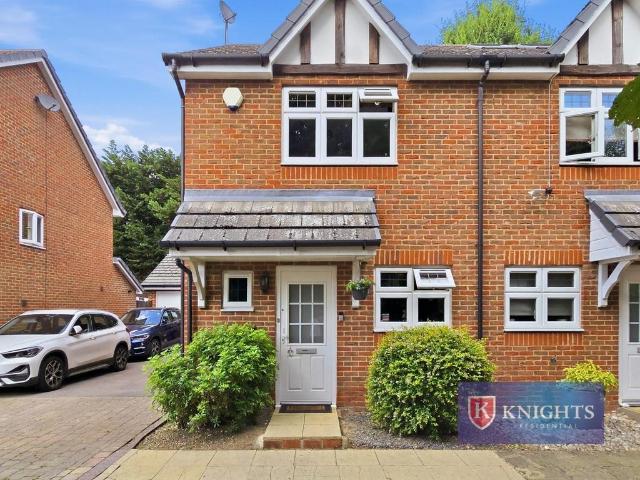 House for sale in Potters Bar, Hertfordshire
