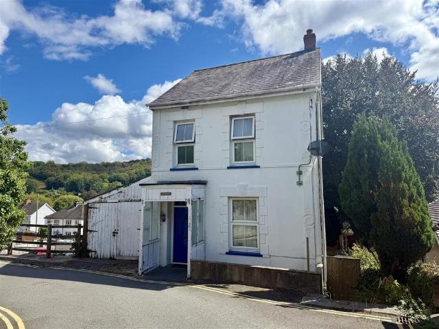 House for sale in Llandysul, Wales