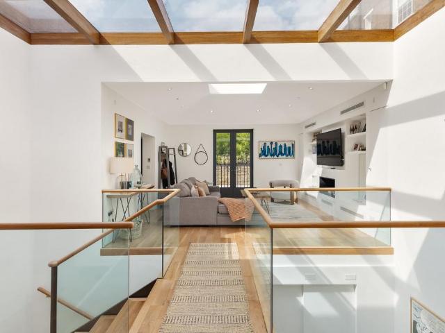 House for sale in South Kensington, Greater London