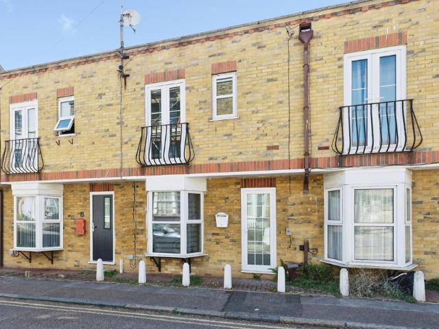 House for sale in West Cliff, Acol